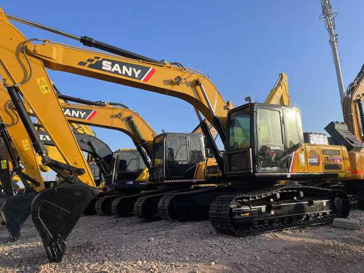Used China Brand Sany 235c Excavator for Sale - Kāpurķēžu ekskavators: foto 3 Used China Brand Sany 235c Excavator for Sale - Kāpurķēžu ekskavators: foto 3