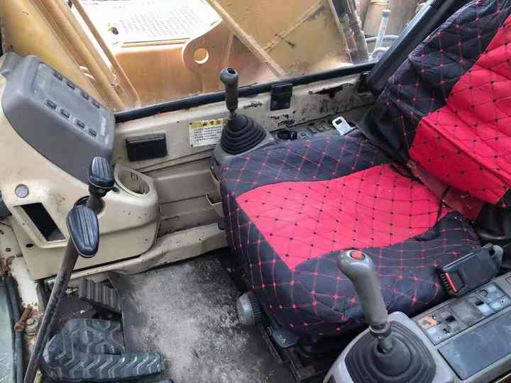 Used Digger CAT 320BL Construction Machinery Construction Digger Used CAT 320BL Cheap Excavator - Kāpurķēžu ekskavators: foto 4 Used Digger CAT 320BL Construction Machinery Construction Digger Used CAT 320BL Cheap Excavator - Kāpurķēžu ekskavators: foto 4