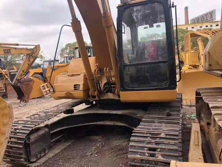 Used Digger CAT 320BL Construction Machinery Construction Digger Used CAT 320BL Cheap Excavator - Kāpurķēžu ekskavators: foto 3 Used Digger CAT 320BL Construction Machinery Construction Digger Used CAT 320BL Cheap Excavator - Kāpurķēžu ekskavators: foto 3