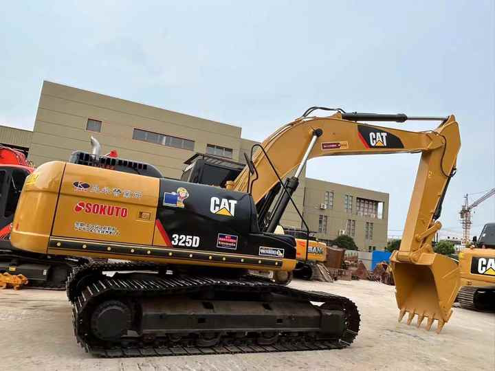 Used Digger CAT 325D Construction Machinery Construction Digger Used CAT 325D Cheap Excavator - Kāpurķēžu ekskavators: foto 4 Used Digger CAT 325D Construction Machinery Construction Digger Used CAT 325D Cheap Excavator - Kāpurķēžu ekskavators: foto 4
