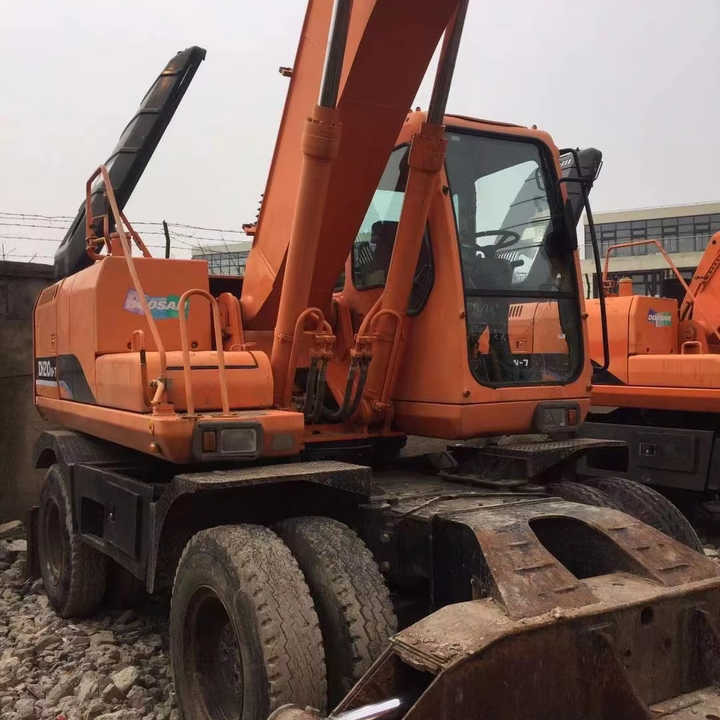 Used Digger Doosan Dh210w-7 Construction Machinery Construction Digger Used Doosan Dh210w-7 Cheap Excavator - Riteņu ekskavators: foto 3 Used Digger Doosan Dh210w-7 Construction Machinery Construction Digger Used Doosan Dh210w-7 Cheap Excavator - Riteņu ekskavators: foto 3
