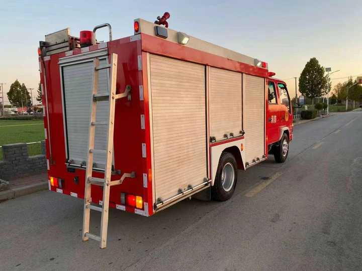 Used Heavy Construction Equipment Rescue Vehicle Second Hand Rescue Vehicle Used Machine Hot Sale līzingu Used Heavy Construction Equipment Rescue Vehicle Second Hand Rescue Vehicle Used Machine Hot Sale: foto 6