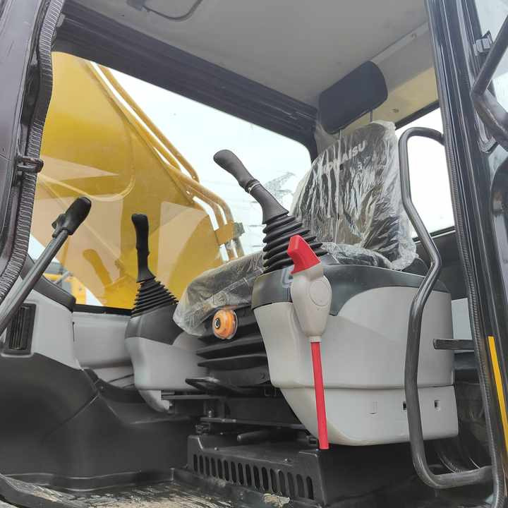 Used Japan Brand komatsu Pc360-7 Excavator for Sale komatsu Pc300 350 360 400 Excavator - Kāpurķēžu ekskavators: foto 3 Used Japan Brand komatsu Pc360-7 Excavator for Sale komatsu Pc300 350 360 400 Excavator - Kāpurķēžu ekskavators: foto 3