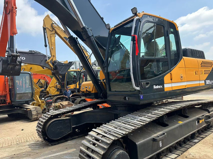 Used Korea Brand hyundai 305-9 Excavator 30tons with High Power and Excellent Performance Hot Sale - Kāpurķēžu ekskavators: foto 3 Used Korea Brand hyundai 305-9 Excavator 30tons with High Power and Excellent Performance Hot Sale - Kāpurķēžu ekskavators: foto 3