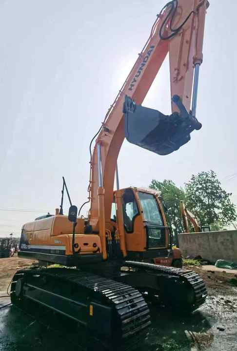 Used Machines Doosan Dx220-9 for Sale ,original Excavator for Sale - Kāpurķēžu ekskavators: foto 4 Used Machines Doosan Dx220-9 for Sale ,original Excavator for Sale - Kāpurķēžu ekskavators: foto 4