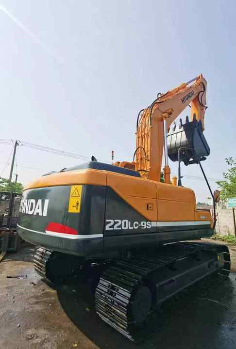 Used Machines Doosan Dx220-9 for Sale ,original Excavator for Sale - Kāpurķēžu ekskavators: foto 3 Used Machines Doosan Dx220-9 for Sale ,original Excavator for Sale - Kāpurķēžu ekskavators: foto 3