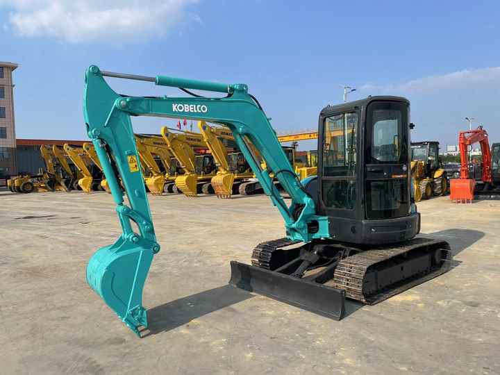 Used Mini Kobelco Sk55 5tons Excavator for Sale Used Construction Machinery Export - Mini-ekskavators: foto 5 Used Mini Kobelco Sk55 5tons Excavator for Sale Used Construction Machinery Export - Mini-ekskavators: foto 5