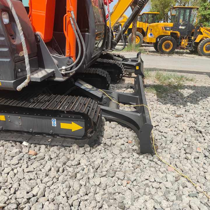 Used Original Japan Brand Hitachi Zx60 Excavator for Sale - Kāpurķēžu ekskavators: foto 4 Used Original Japan Brand Hitachi Zx60 Excavator for Sale - Kāpurķēžu ekskavators: foto 4
