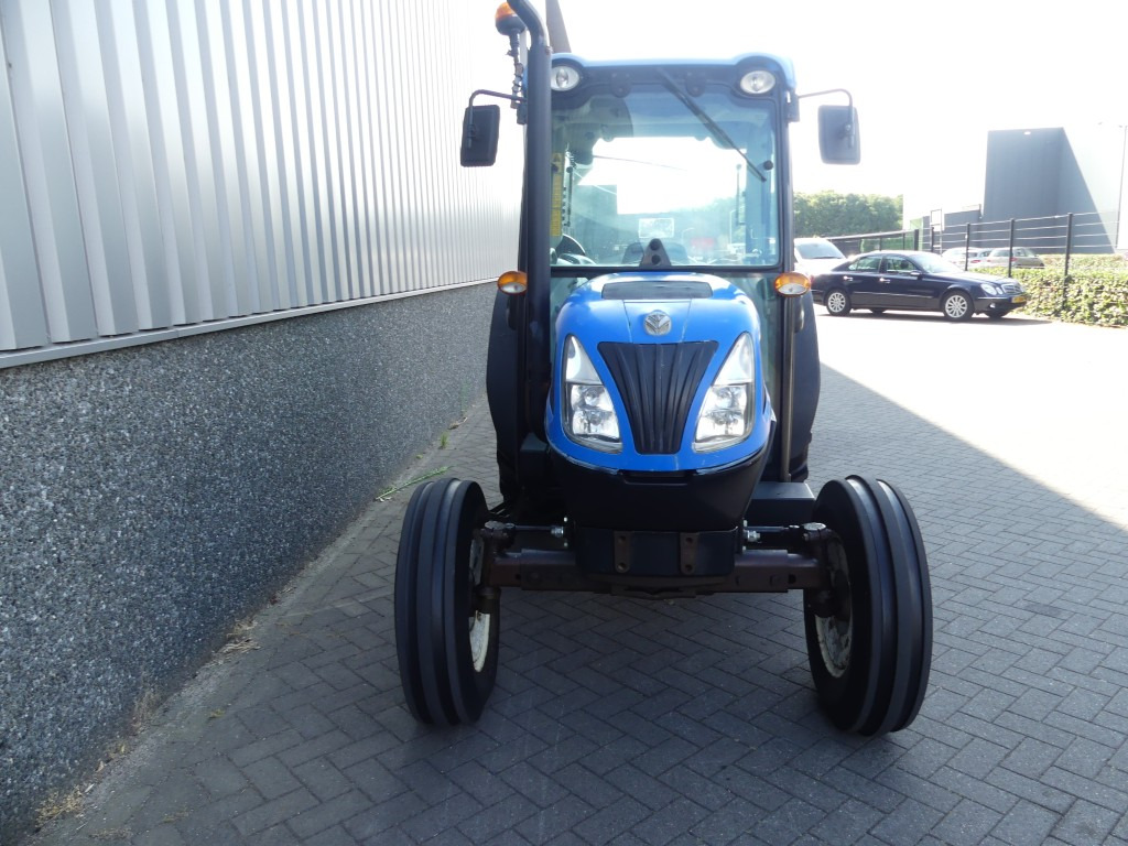 NEW HOLLAND T4040F līzingu NEW HOLLAND T4040F: foto 23