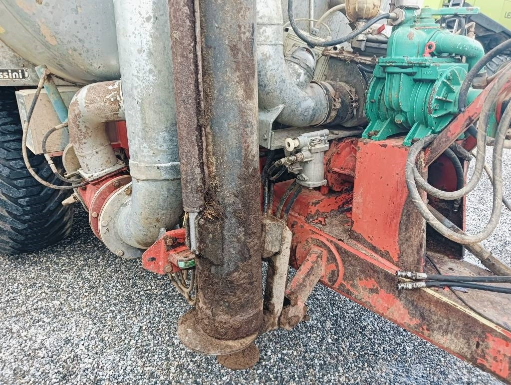 Bossini b200 - Šķidrmēslu muca: foto 4 Bossini b200 - Šķidrmēslu muca: foto 4