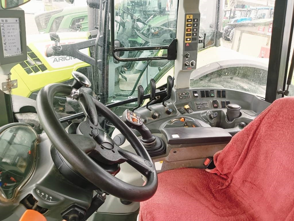 Claas Arion 460 - Traktors: foto 2 Claas Arion 460 - Traktors: foto 2