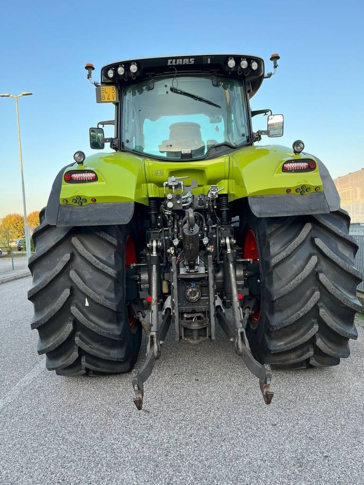Claas Axion 940 Cmatic - Traktors: foto 2 Claas Axion 940 Cmatic - Traktors: foto 2