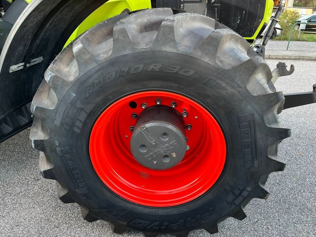 Claas Axion 940 Cmatic - Traktors: foto 4 Claas Axion 940 Cmatic - Traktors: foto 4