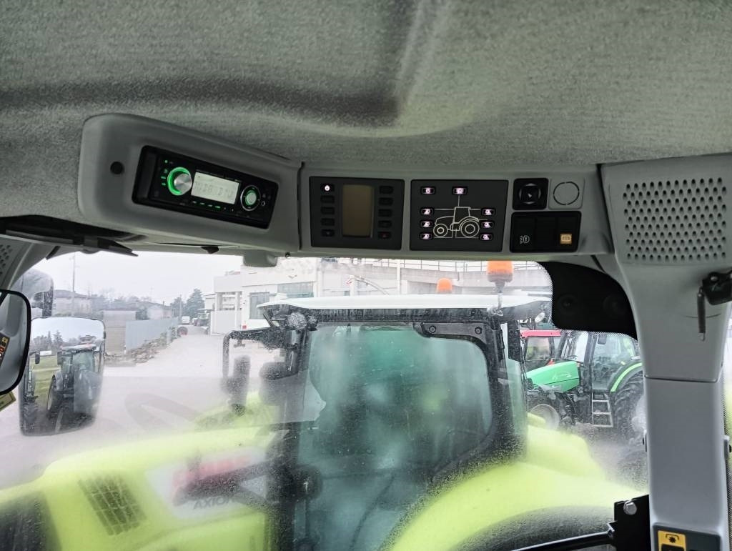 Claas Axion 940 Cmatic - Traktors: foto 5 Claas Axion 940 Cmatic - Traktors: foto 5