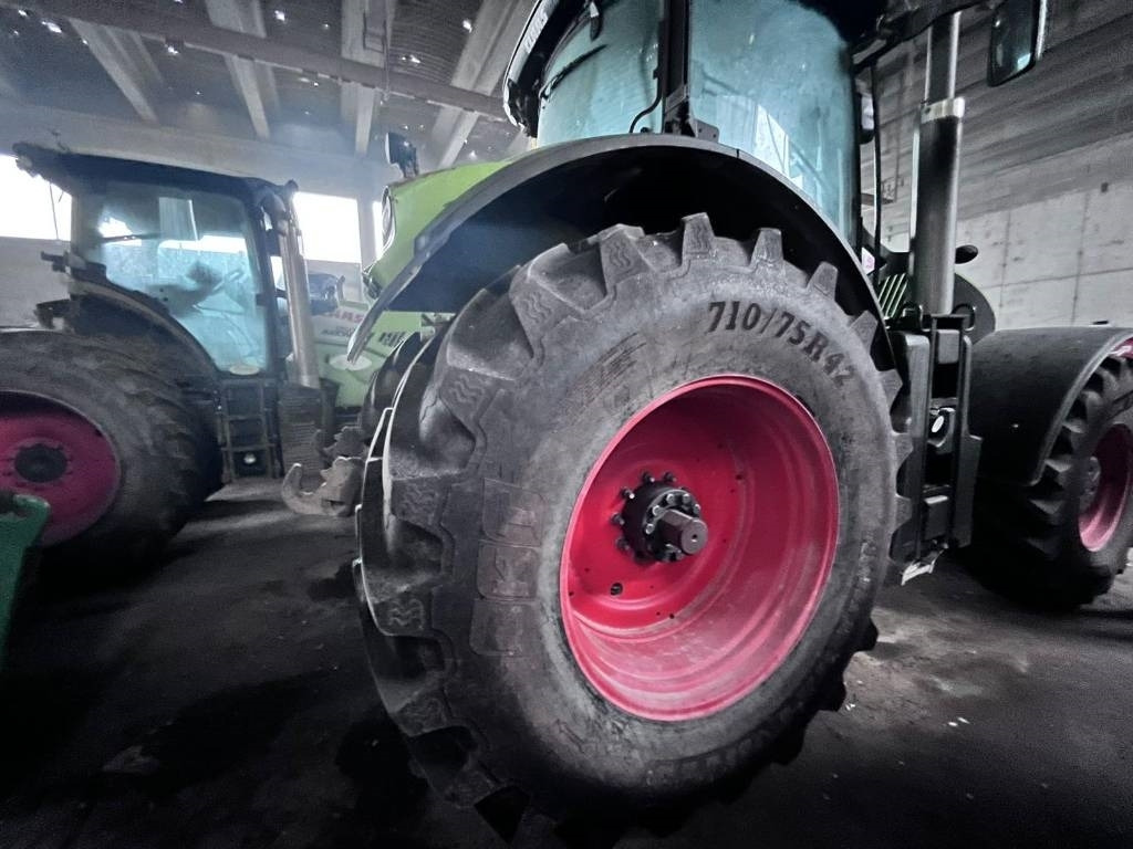 Claas Axion 950 Cmatic - Traktors: foto 4 Claas Axion 950 Cmatic - Traktors: foto 4