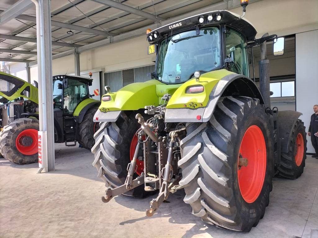Claas Axion 950 Cmatic - Traktors: foto 5 Claas Axion 950 Cmatic - Traktors: foto 5