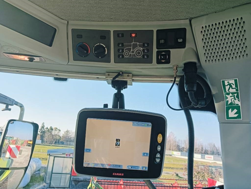 Claas Axion 960 Terra Trac - Traktors: foto 4 Claas Axion 960 Terra Trac - Traktors: foto 4