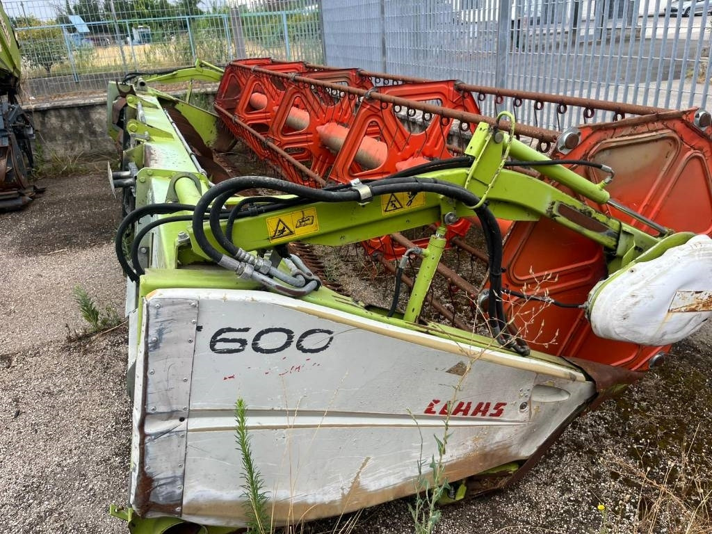 Claas C 600 - Kombainu papildaprīkojums: foto 1 Claas C 600 - Kombainu papildaprīkojums: foto 1