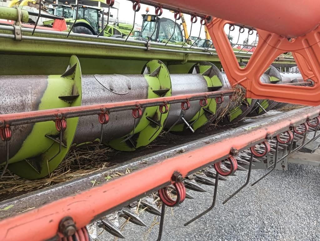 Claas C 750 - Kombainu papildaprīkojums: foto 2 Claas C 750 - Kombainu papildaprīkojums: foto 2