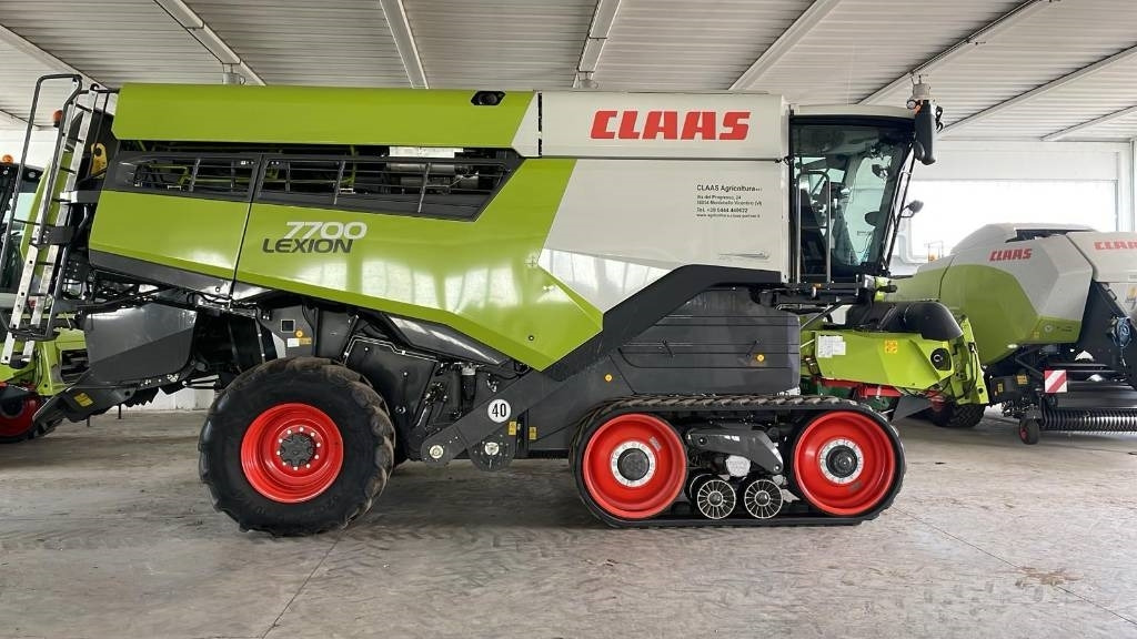 Claas LEXION 7700 TT - Labības kombains: foto 1 Claas LEXION 7700 TT - Labības kombains: foto 1