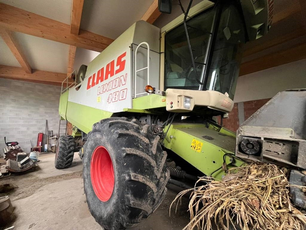 Claas Lexion 480 - Labības kombains: foto 1 Claas Lexion 480 - Labības kombains: foto 1