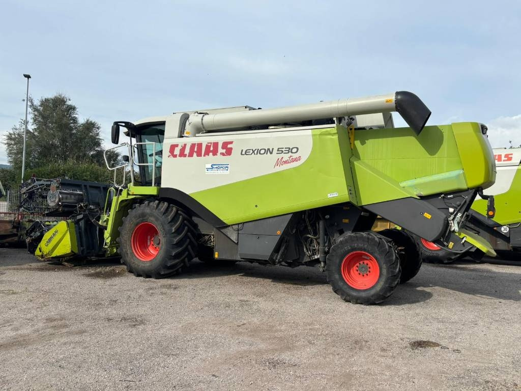 Claas Lexion 530 Montana  - Labības kombains: foto 1 Claas Lexion 530 Montana  - Labības kombains: foto 1