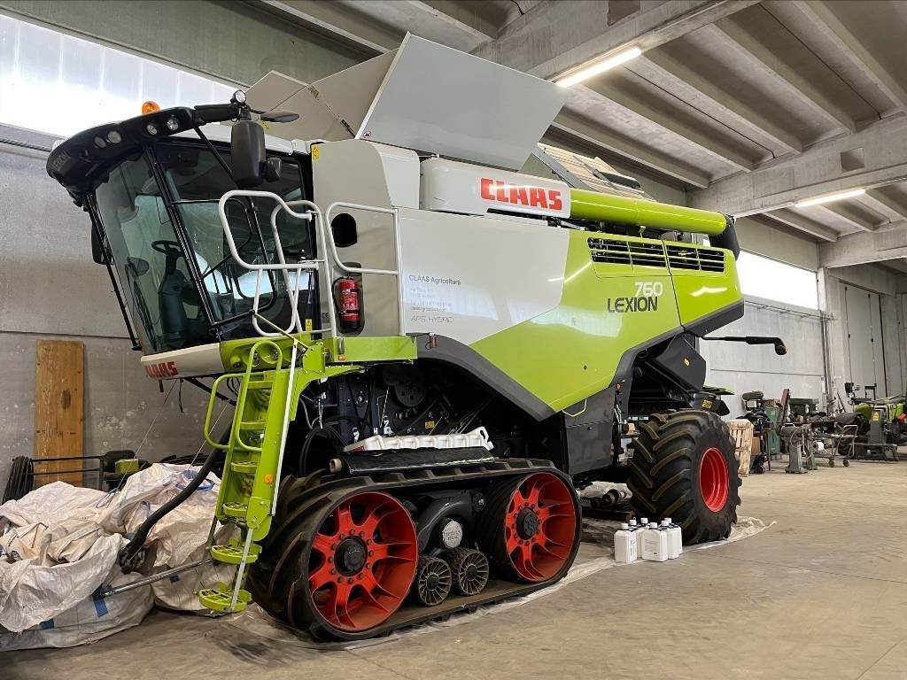 Claas Lexion 760 TT - Labības kombains: foto 1 Claas Lexion 760 TT - Labības kombains: foto 1