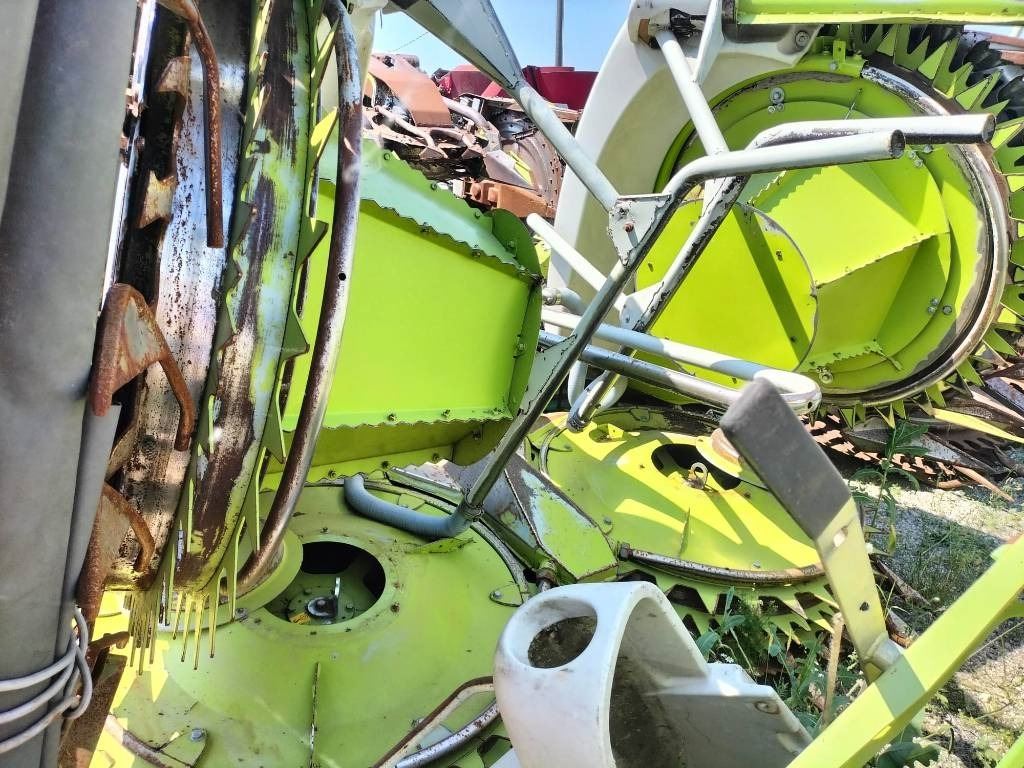 Claas Orbis 600 - Lopbarības kombains: foto 4 Claas Orbis 600 - Lopbarības kombains: foto 4
