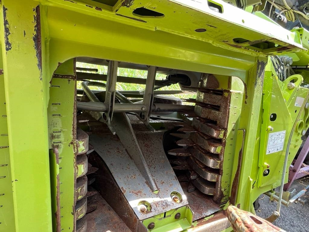 Claas Orbis 750 - Kukurūzas heders: foto 2 Claas Orbis 750 - Kukurūzas heders: foto 2