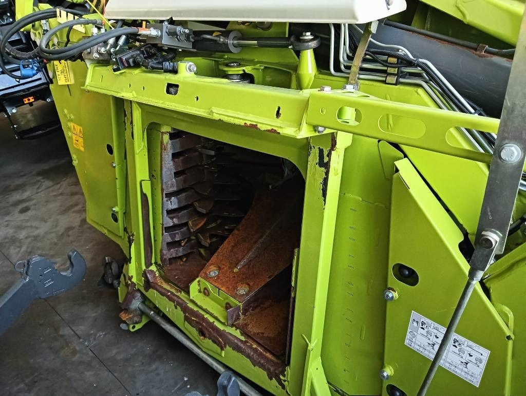 Claas Orbis 750 - Siena sagatavošanas tehnika: foto 2 Claas Orbis 750 - Siena sagatavošanas tehnika: foto 2