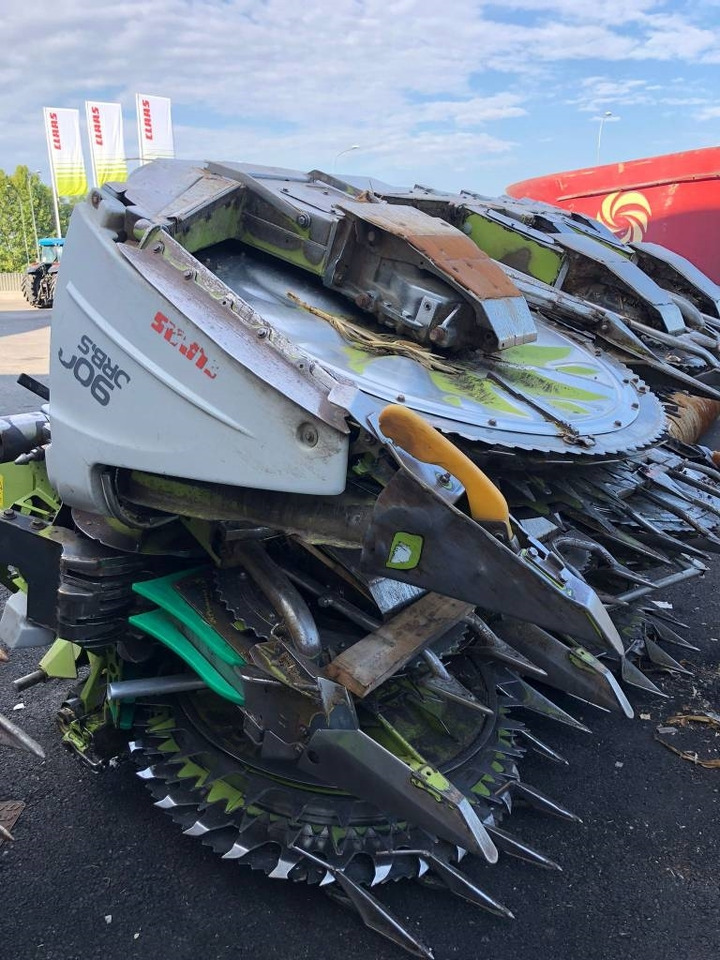 Claas Orbis 900 - Lopbarības kombains: foto 1 Claas Orbis 900 - Lopbarības kombains: foto 1