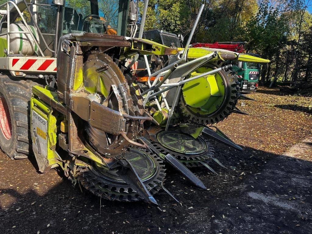 Claas RU 600 - Lopbarības kombains: foto 2 Claas RU 600 - Lopbarības kombains: foto 2