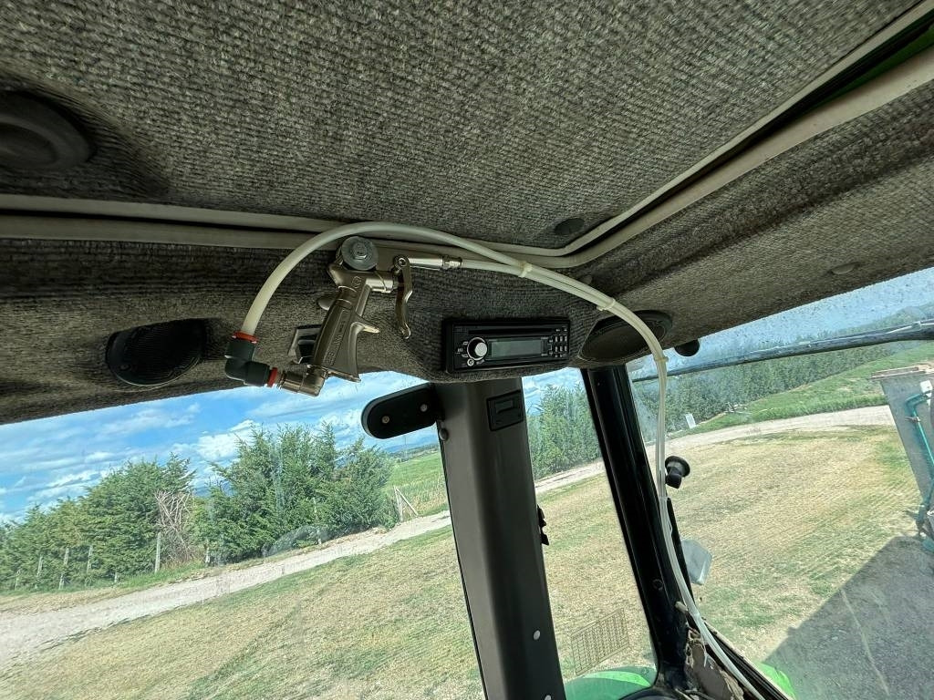 Deutz-fahr AGROTRON 175 - Traktors: foto 4 Deutz-fahr AGROTRON 175 - Traktors: foto 4