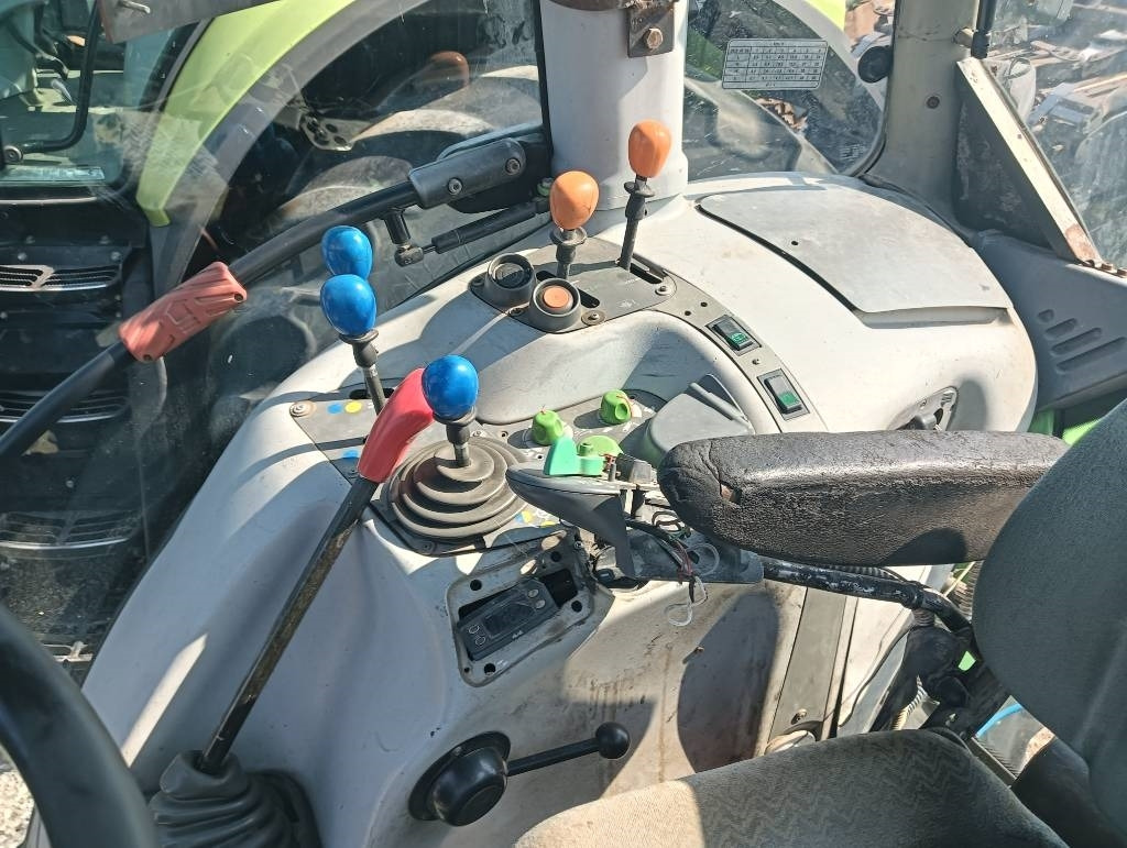 Traktors Deutz-fahr AGROTRON 6.30: foto 9
