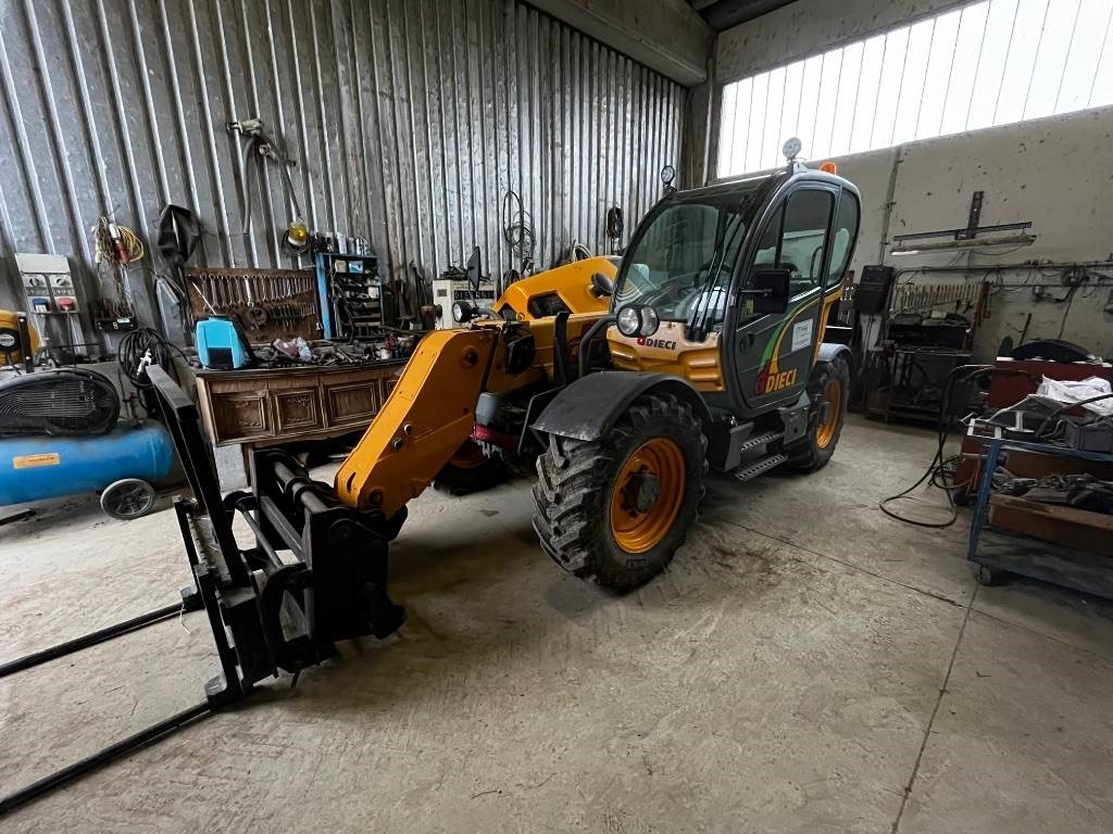 Dieci Agri Plus 40.7 PS - Dīzeļiekrāvējs: foto 1 Dieci Agri Plus 40.7 PS - Dīzeļiekrāvējs: foto 1