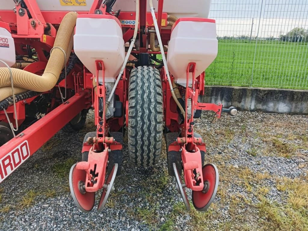 Precīzās izsējas sējmašīna Gaspardo RENATA 8 FILE: foto 11