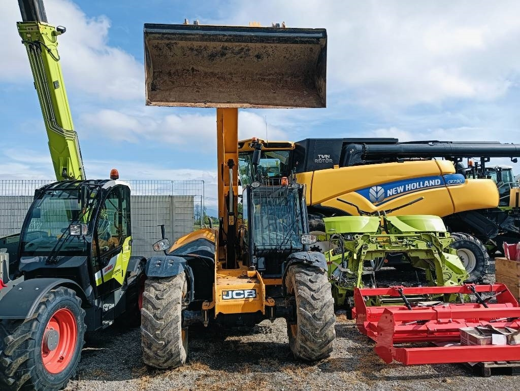 JCB 526-56 Agri - Teleskopiskais iekrāvējs: foto 3 JCB 526-56 Agri - Teleskopiskais iekrāvējs: foto 3