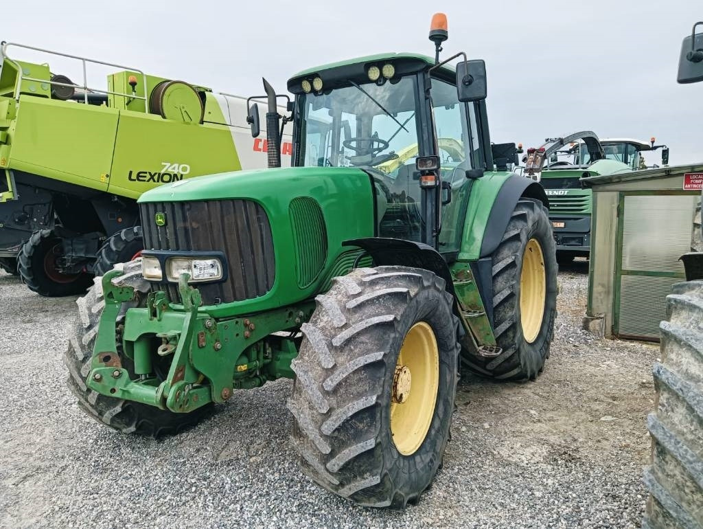John Deere 6820 - Traktors: foto 3 John Deere 6820 - Traktors: foto 3