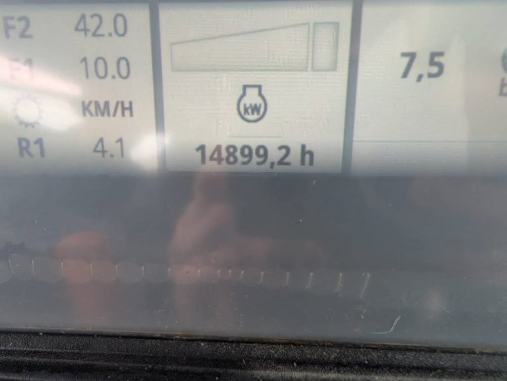 Traktors John Deere 7230 R: foto 10 Traktors John Deere 7230 R: foto 10