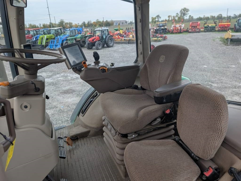 Traktors John Deere 7230 R: foto 12 Traktors John Deere 7230 R: foto 12