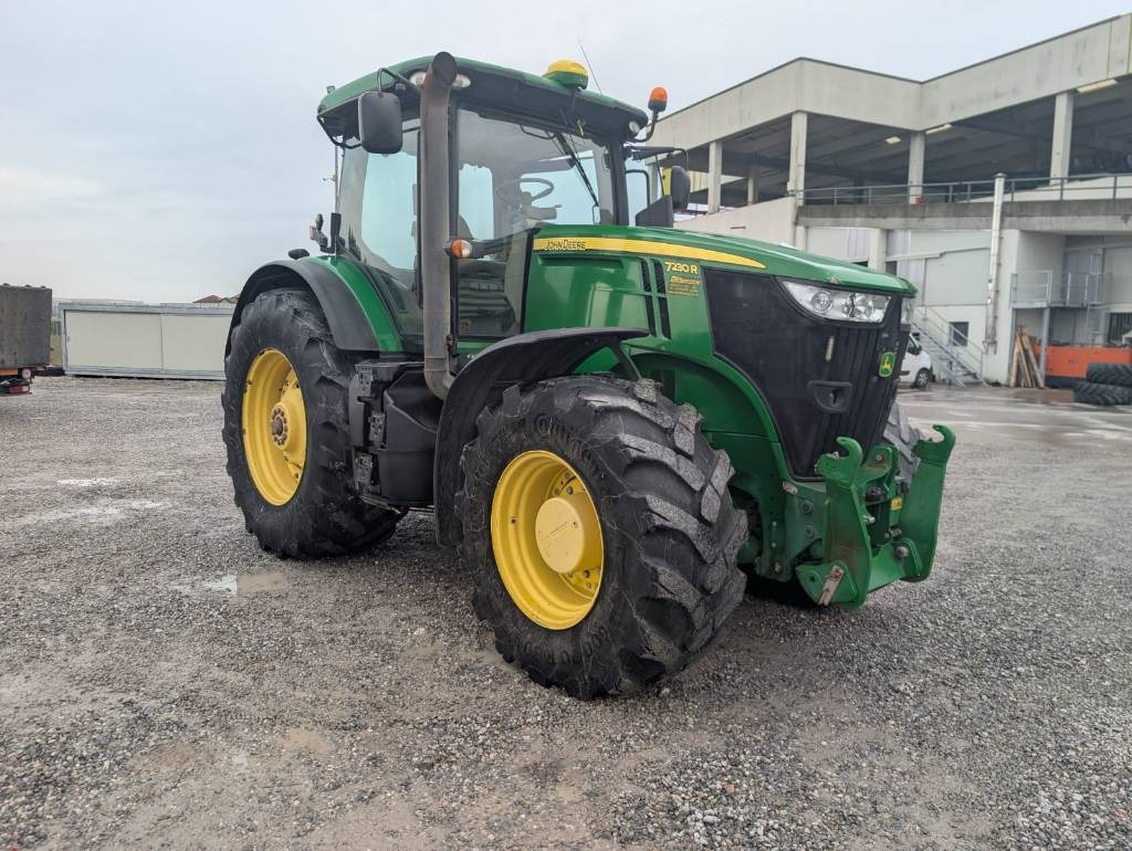 John Deere 7230 R - Traktors: foto 1 John Deere 7230 R - Traktors: foto 1
