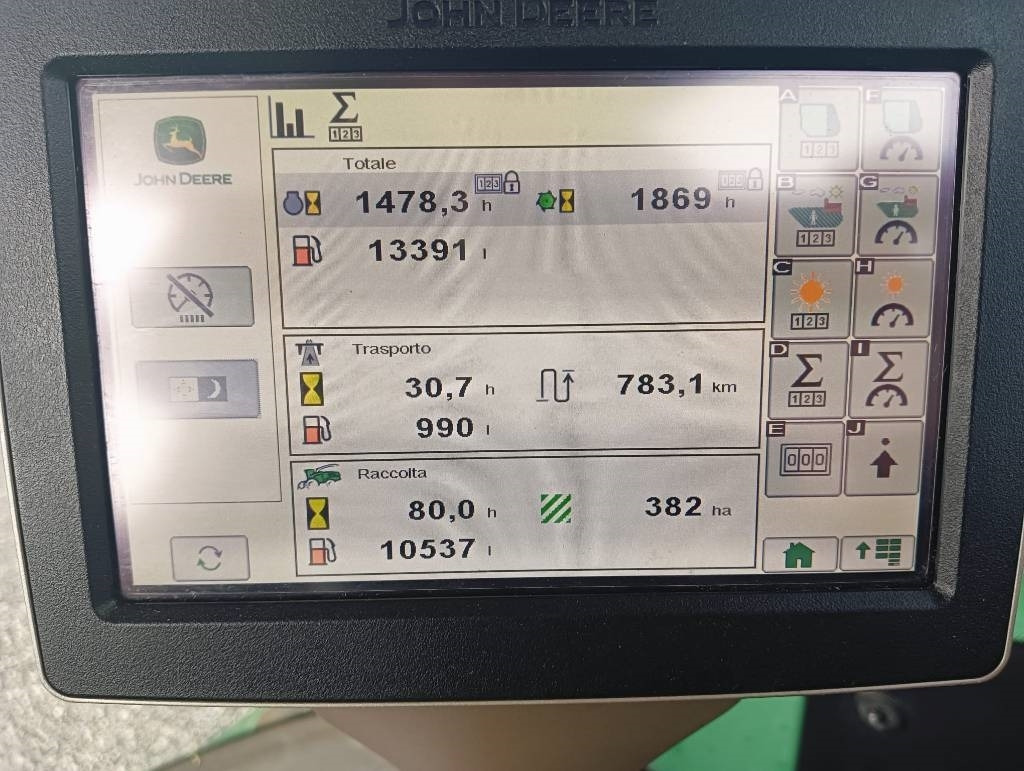 John Deere 8800 - Lopbarības kombains: foto 3 John Deere 8800 - Lopbarības kombains: foto 3