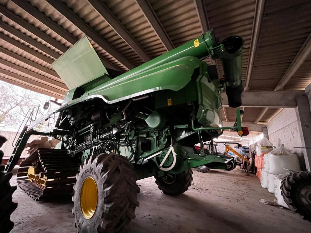 John Deere S 670 i RISO - Labības kombains: foto 3 John Deere S 670 i RISO - Labības kombains: foto 3