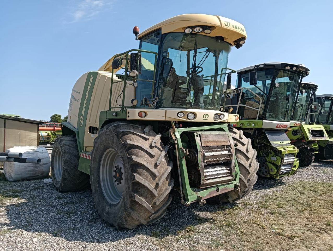KRONE BIG X 850 - Lopbarības kombains: foto 1 KRONE BIG X 850 - Lopbarības kombains: foto 1