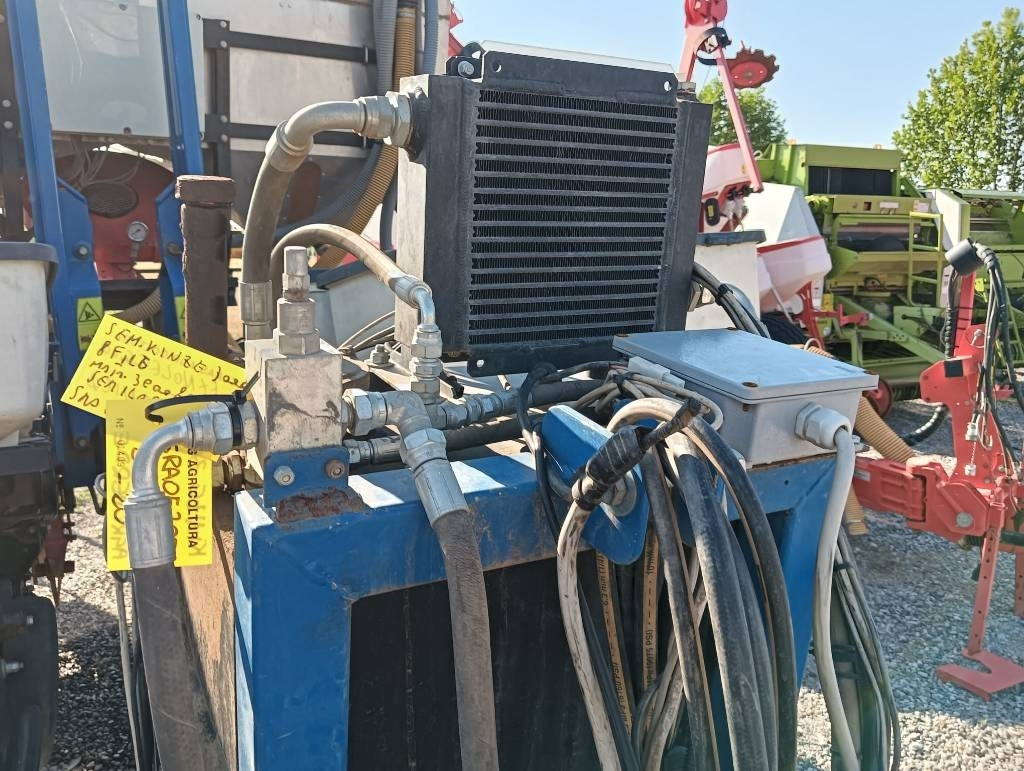 Kinze 3000 - Precīzās izsējas sējmašīna: foto 4 Kinze 3000 - Precīzās izsējas sējmašīna: foto 4