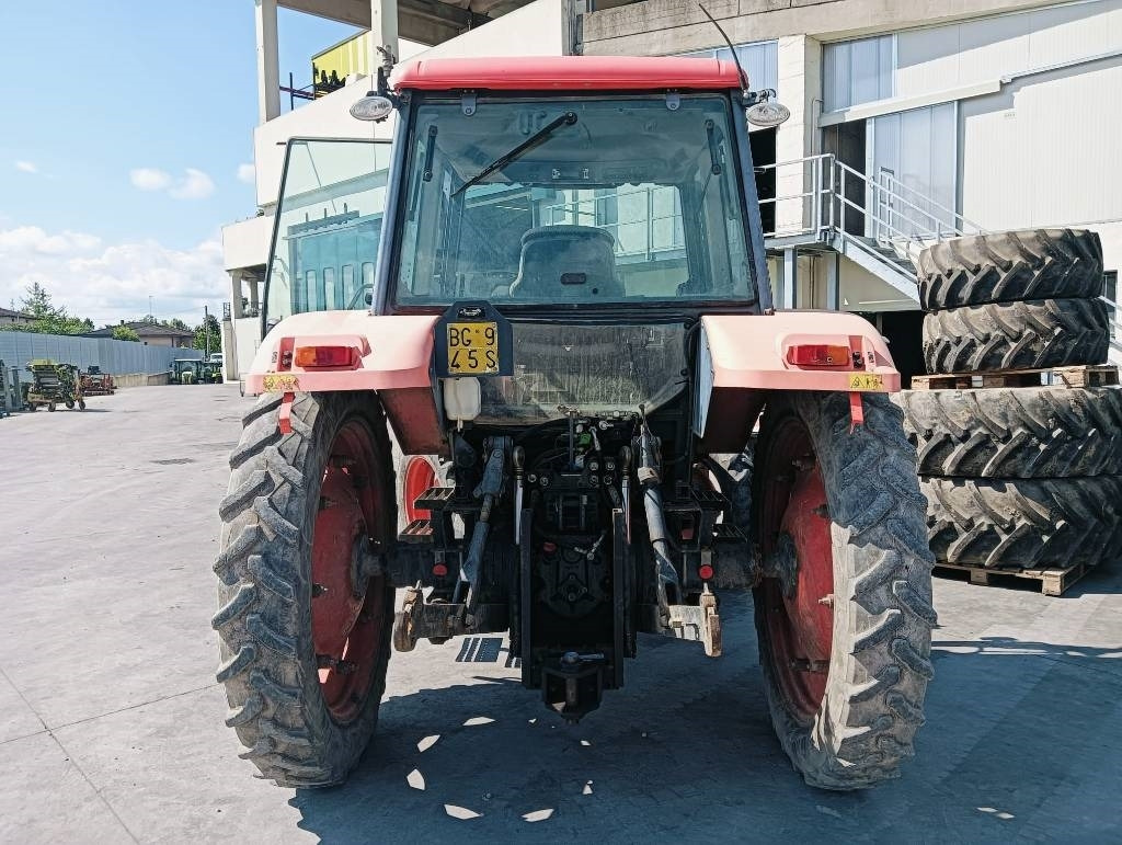 Kubota M 128 X - Traktors: foto 5 Kubota M 128 X - Traktors: foto 5