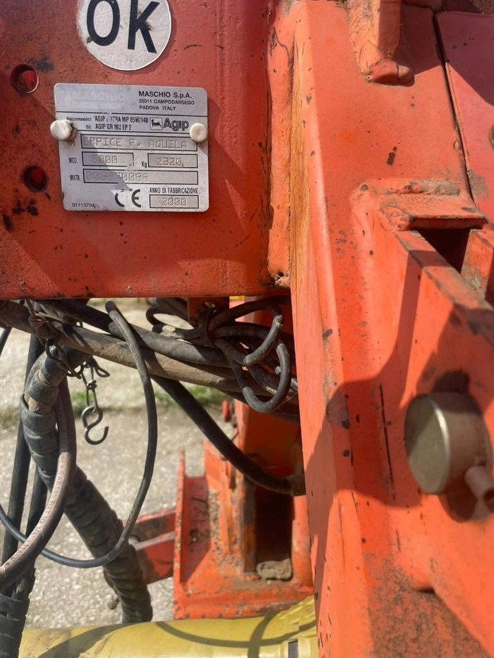 Maschio Aquila 5000 - Vertikālā augsnes frēze: foto 3 Maschio Aquila 5000 - Vertikālā augsnes frēze: foto 3