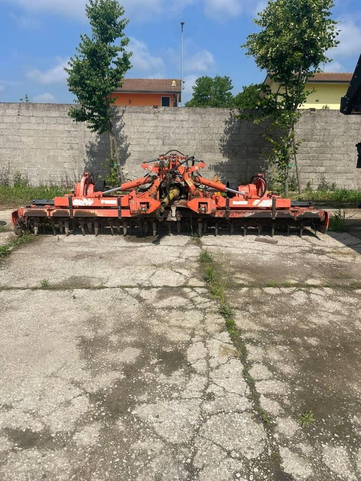Maschio Aquila 5000 - Vertikālā augsnes frēze: foto 5 Maschio Aquila 5000 - Vertikālā augsnes frēze: foto 5