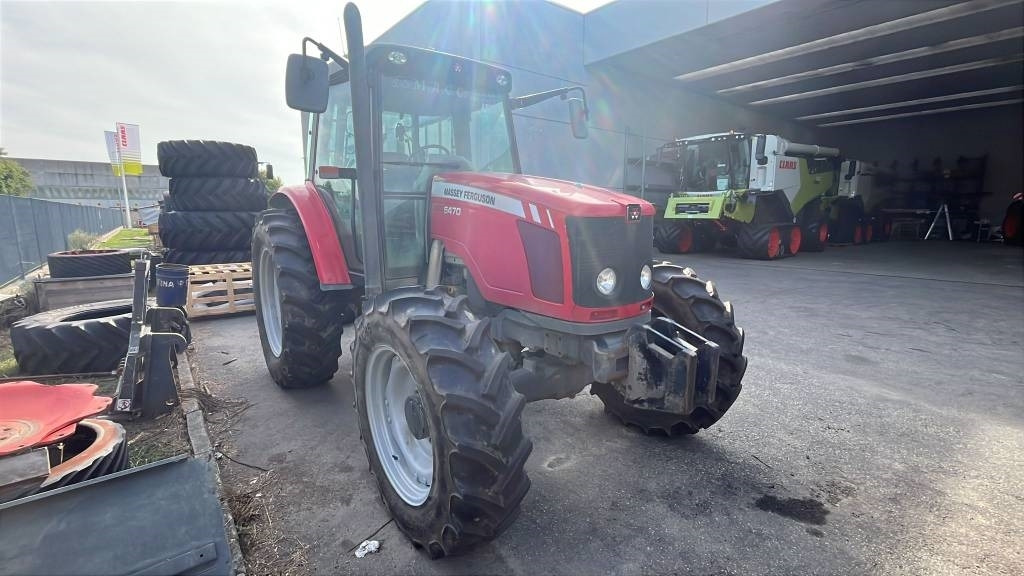 Massey Ferguson 5470 - Traktors: foto 2 Massey Ferguson 5470 - Traktors: foto 2