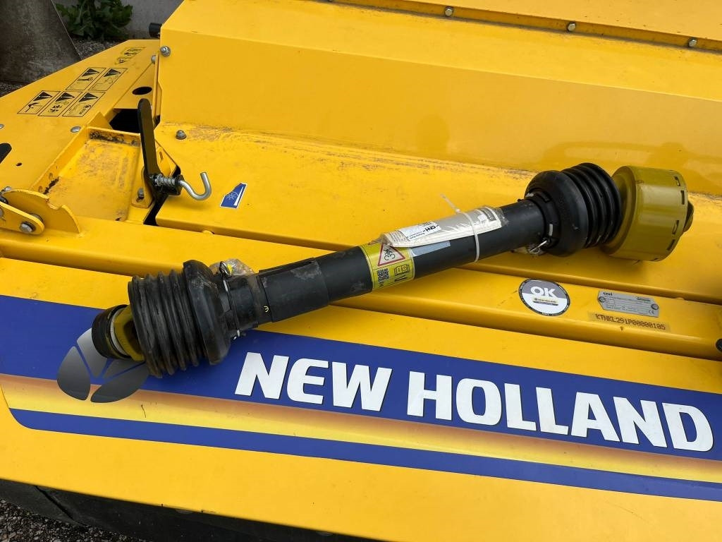 New Holland DISCOCUTTER 320 P - Pļāvējs: foto 4 New Holland DISCOCUTTER 320 P - Pļāvējs: foto 4